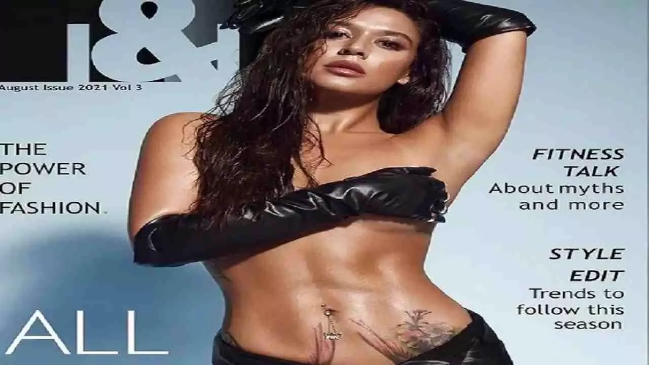 Krishna Shroff  ने बिन टॉप और पैंट की बटन खोल कराया बोल्ड फोटोशूट, फोटो देख हैरान रह गए फैंस