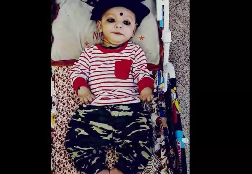 Vipra Seva Sangh gave financial help of 21 thousand rupees in the treatment of Ayans Dubey