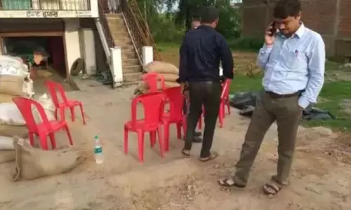 टेंट कारोबारी