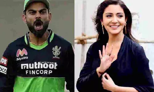 जब Anushka Sharma के खातिर पत्रकार पर भड़क उठे थे विराट कोहली, दी थी जमकर गालियां जब Anushka Sharma के खातिर पत्रकार पर भड़क उठे थे विराट कोहली, दी थी जमकर गालियां