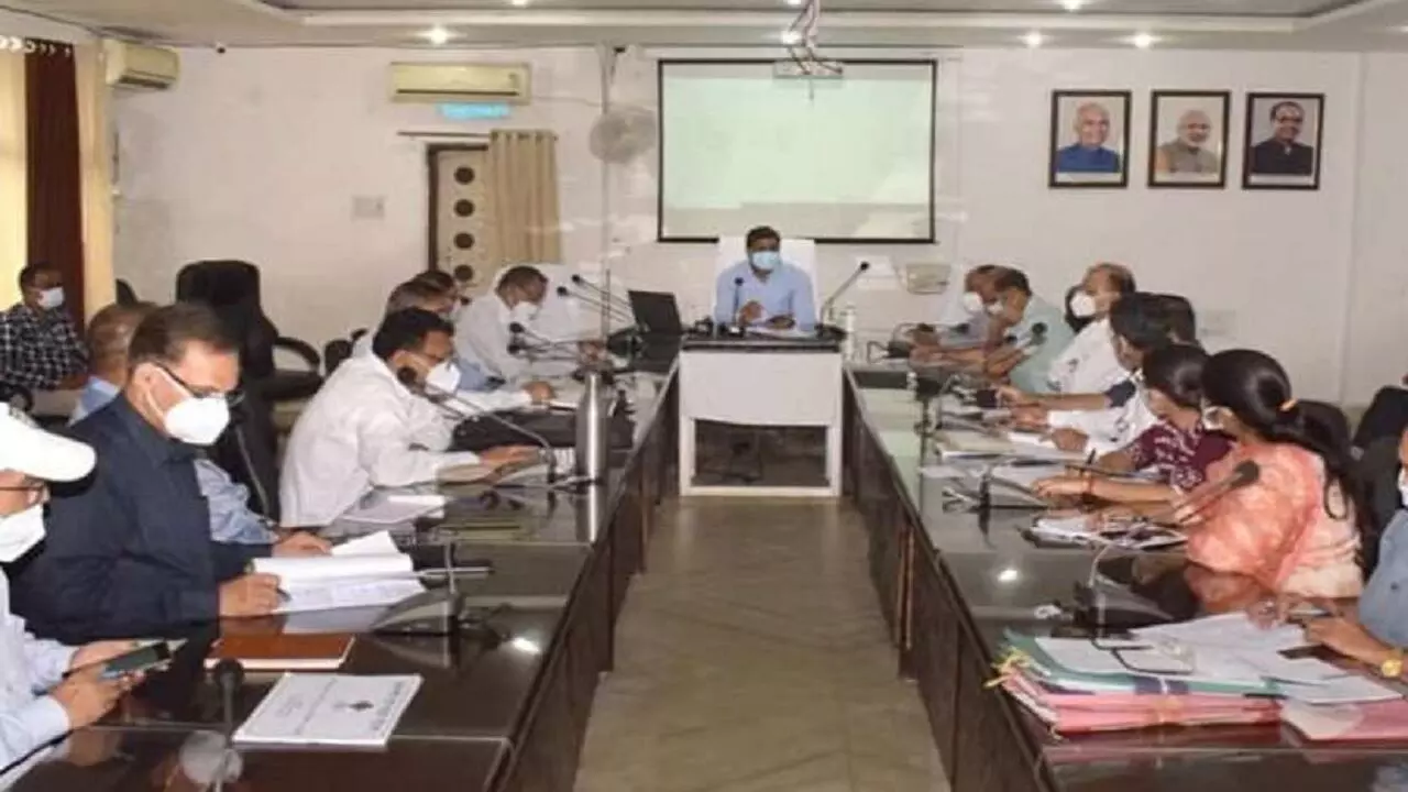 सिंगरौली : बैठक में नही पहुंचे ननि प्रबंधक, कलेक्टर के आदेश पर कटेगा एक सप्ताह का वेतन सिंगरौली : बैठक में नही पहुंचे ननि प्रबंधक, कलेक्टर के आदेश पर कटेगा एक सप्ताह का वेतन