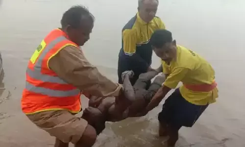 Rewa News: तीसरे दिन मिला टमस नदी में डूबे चाचा-भतीजे का शव, एक की मछली पकड़ने में तो दूसरे की नाव पलटने से हुई मौत