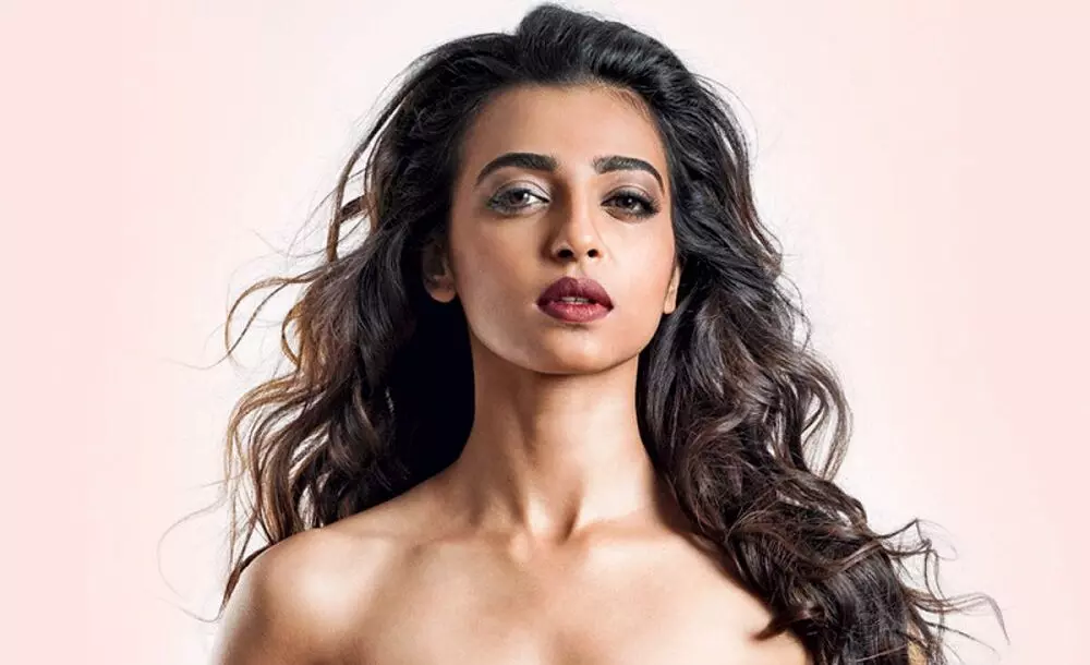 बॉलीवुड अभिनेत्री राधिका आप्टे के राज कुंद्रा से तार जोड़े गए, बायकॉट की मांग उठी, जानिए क्या है मामला... बॉलीवुड अभिनेत्री राधिका आप्टे के राज कुंद्रा से तार जोड़े गए, बायकॉट की मांग उठी, जानिए क्या है मामला...