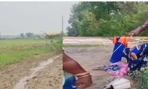 Satna News : आजादी के 75 वर्ष बाद का हाल, सड़क पर प्रसव, दूर खड़ी रही जननी एक्सप्रेस