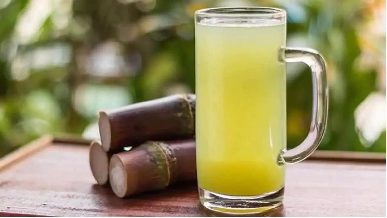 Sugarcane Juice: बड़े काम का है गन्ने का रस, चेहरा सुंदर बनता है, इम्युनिटी बूस्ट एवं कई बीमारियों से रखता है सुरक्षित Sugarcane Juice: बड़े काम का है गन्ने का रस, चेहरा सुंदर बनता है, इम्युनिटी बूस्ट एवं कई बीमारियों से रखता है सुरक्षित