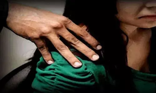 Satna News : नर्स के साथ दोहरा शोषण, डॉक्टर ने चेम्बर में की अश्लील हरकत तो उसी के बेटे ने की नर्स की पिटाई