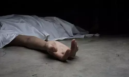 रीवा में घर जा रहे युवक की बस में थम गई सांसे, सतना से सीधी जा रहा था रीवा में घर जा रहे युवक की बस में थम गई सांसे, सतना से सीधी जा रहा था