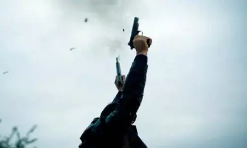 satna news miscreants fired couple in panic