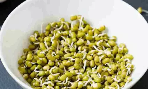 Sprouted Moong Dal Benefits : Sprouted moong is very beneficial for health, know its benefits