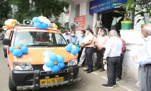 Bhopal News Mobile van service started to increase speed of vaccination, more vans will be installed if results are meaningful