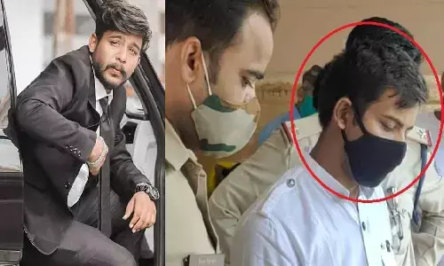 रेप और ब्लैकमेलिंग के आरोपी का कोर्ट में सरेंडर, दुष्कर्म के बाद युवती से ढाई करोड़ ऐठे थे