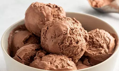 If you want to make chocolate ice cream at home like market, then follow this trick If you want to make chocolate ice cream at home like market, then follow this trick