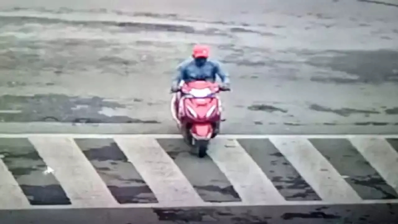 Indore: Red Activa robber caught by police, has done 15 robbery incidents in 18 days