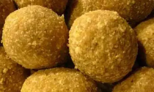Panjiri Laddu Recipe : जन्माष्टमी के मौके पर तैयार करें पंजीरी लड्डू, जानिए बनाने की सही विधि