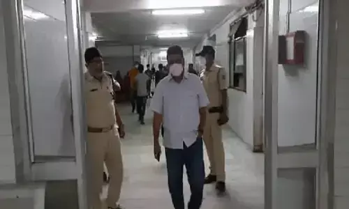 Rewa News : देर रात समान तिराहे पर चला चाकू, घायल युवक की हालत नाजुक