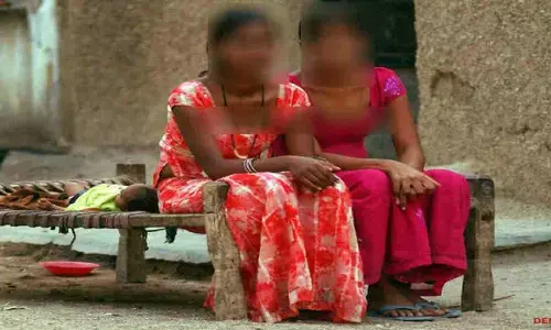 MP में यहाँ बारिश के लिए अजीब टोटका, बिन कपड़े खेरमाता मंदिर जातीं हैं लड़कियां