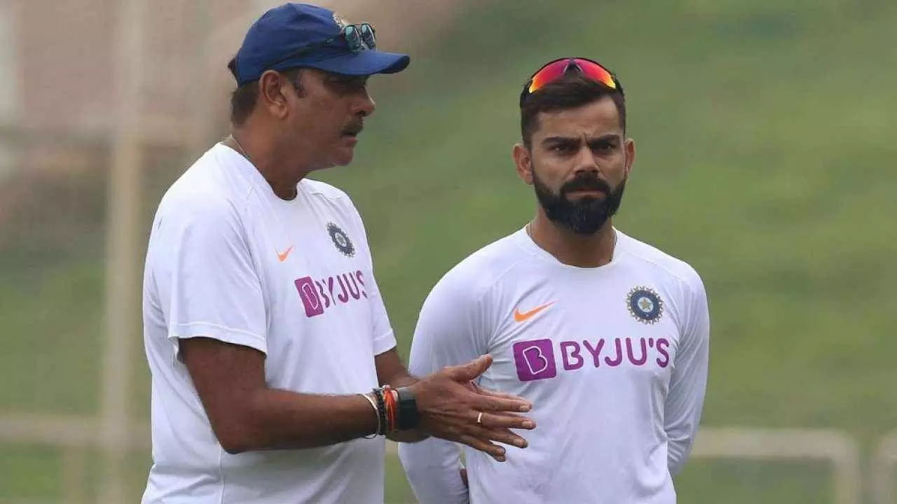 भारत-इंग्लैंड टेस्ट सीरीज में संकट के बादल; बिना अनुमति भीड़-भाड़ वाले इवेंट पर गए कप्तान-कोच, रवि शास्त्री समेत 2 कोच कोरोना संक्रमित