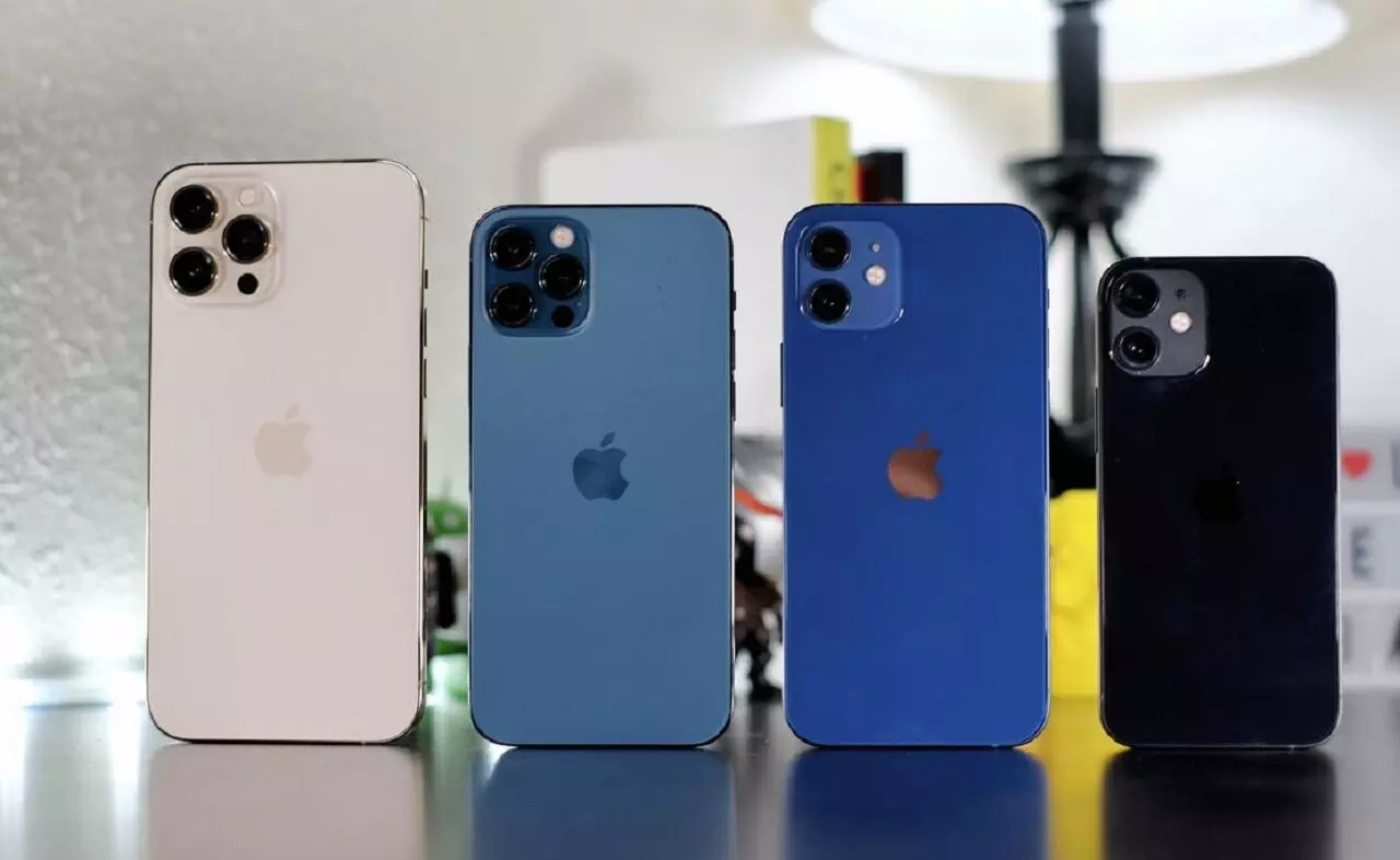 iPhone 13 Launched: पहली बार किसी स्मार्टफोन में 1TB का स्टोरेज मिलेगा, एप्पल ने 4 मॉडल मार्केट में उतारें, जानिए स्पेसिफिकेशन एंड प्राइस