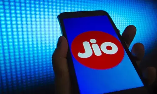 10 GB free data is available in this recharge plan of Jio