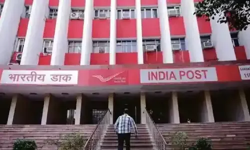 Post Office Savings Bank Account ATM Card: पोस्ट ऑफिस के सेविंग्स अकाउंट पर लेना चाहते हैं ATM Card तो इस तरह करे अप्लाई, जानिए!