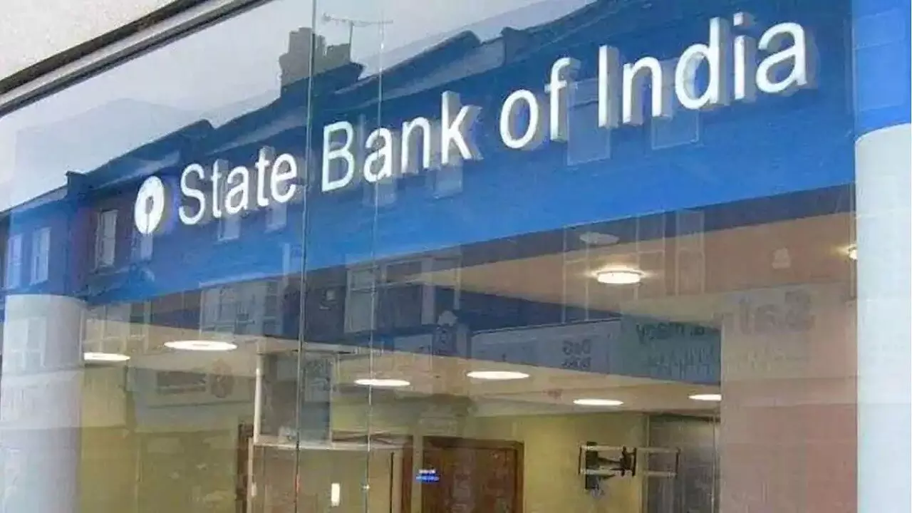 SBI Alert: एसबीआई ने अपने 44 करोड़ ग्राहकों को दी चेतावनी, कहा- सुन ले बैंक की बात नहीं तो...