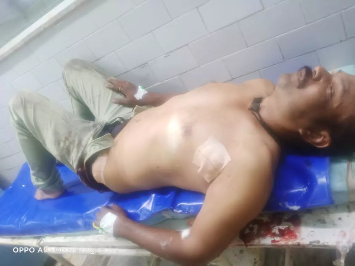 REWA NEWS: भतीजे के विवाद में चाचा को मारा चाकू, मौके पर पहुची पुलिस