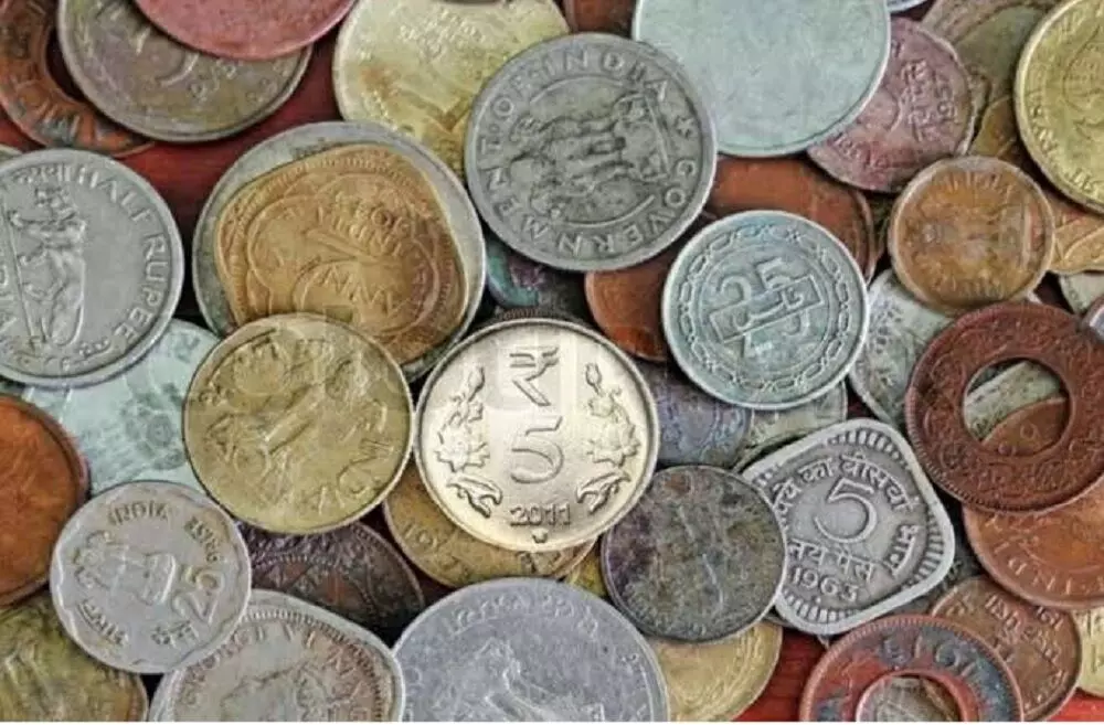 अगर आपके पास है 1 और 2 रुपये के पुराने सिक्के तो आप हो सकते है 9 लाख रुपए के मालिक, जानिए..