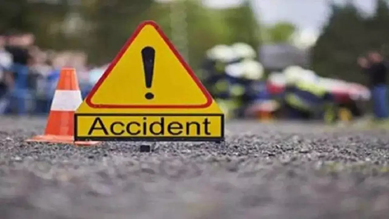 Chhatarpur youth died in Sidhi in road accident