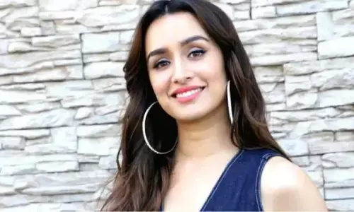 इस शादीशुदा एक्टर के प्यार में पागल थी Shraddha Kapoor, बॉयफ्रेंड के घर में पापा Shakti Kapoor ने लिया था पकड़, फिर...
