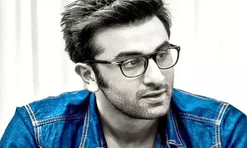 HBD Ranbir Kapoor : जब बोल्ड सीन के दौरान आपा खो बैठ थे रणवीर, कट बोलने के बाद भी सहलाते रहे एक्ट्रेस का पैर फिर..