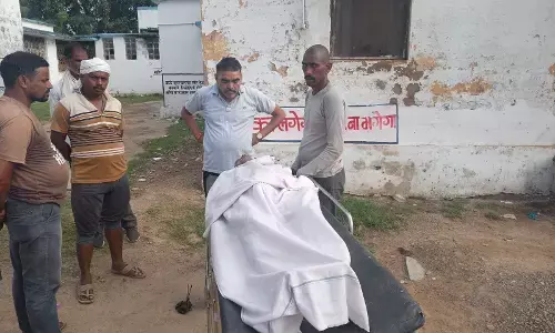 Rewa News: बिजली विभाग की बड़ी लापरवाही, करेंट ने मचाया कोहराम, लोगो में आक्रोश Rewa News: बिजली विभाग की बड़ी लापरवाही, करेंट ने मचाया कोहराम, लोगो में आक्रोश