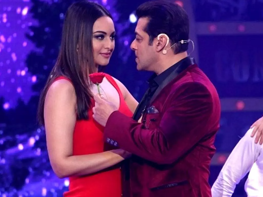 Salman Khan के घर में बहू बनकर आ रही Sonakshi Sinha
