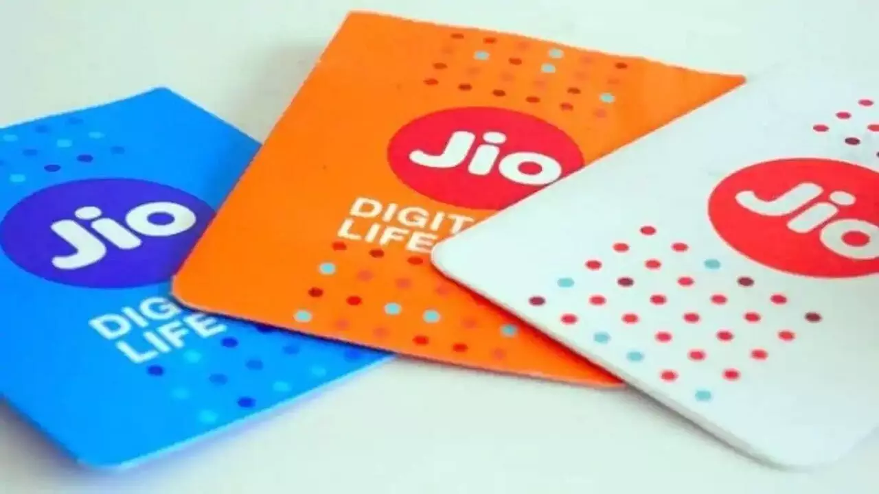 Jio का शानदार धमाका ! इस प्लान में दे रहा 119 रुपये वापस