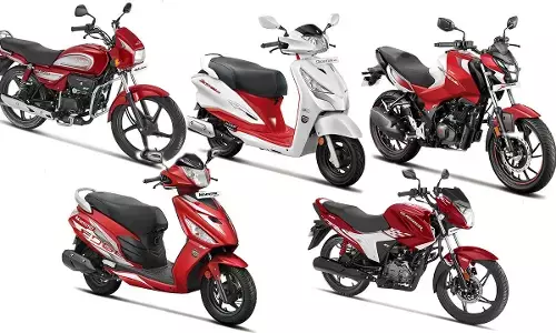 Dhamaka Festive Offers: 12500 की छूट और नो कॉस्ट EMI के साथ घर ले जाएं Hero की मोटर साइकिले