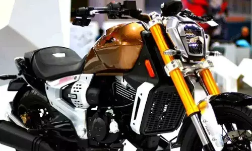 TVS Zeppelin 220: टीवीस की पहली क्रूज़ बाइक मार्केट में आने को तैयार, इसके लुक के आगे बुलेट और जावा कुछ भी नहीं