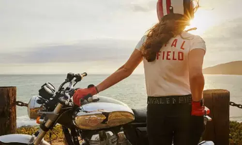 Royal Enfield New Model: इस दीपावली रॉयल एन्फील्ड लांच करेगा बाइक्स की पूरी रेंज, देखें नया कलेक्शन