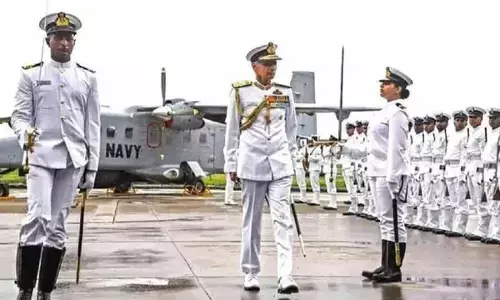 Indian Navy Jobs: इंडियन नेवी ज्वाइन कर देश की सेवा करनी है तो 300 पदों में भर्ती हो रही है