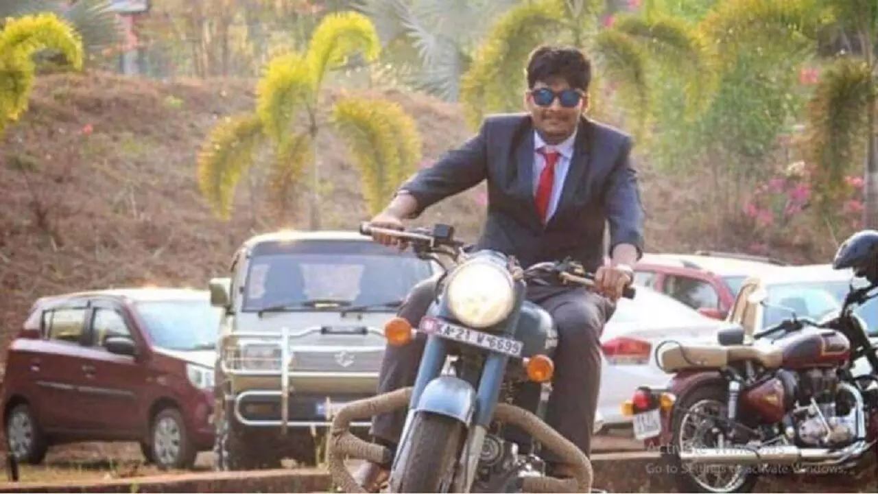 Success Story: 22 हजार की नौकरी छोड़ शुरू किया खुद का बिजनेस, अब हो रही 10 लाख रूपये महीना आमदनी