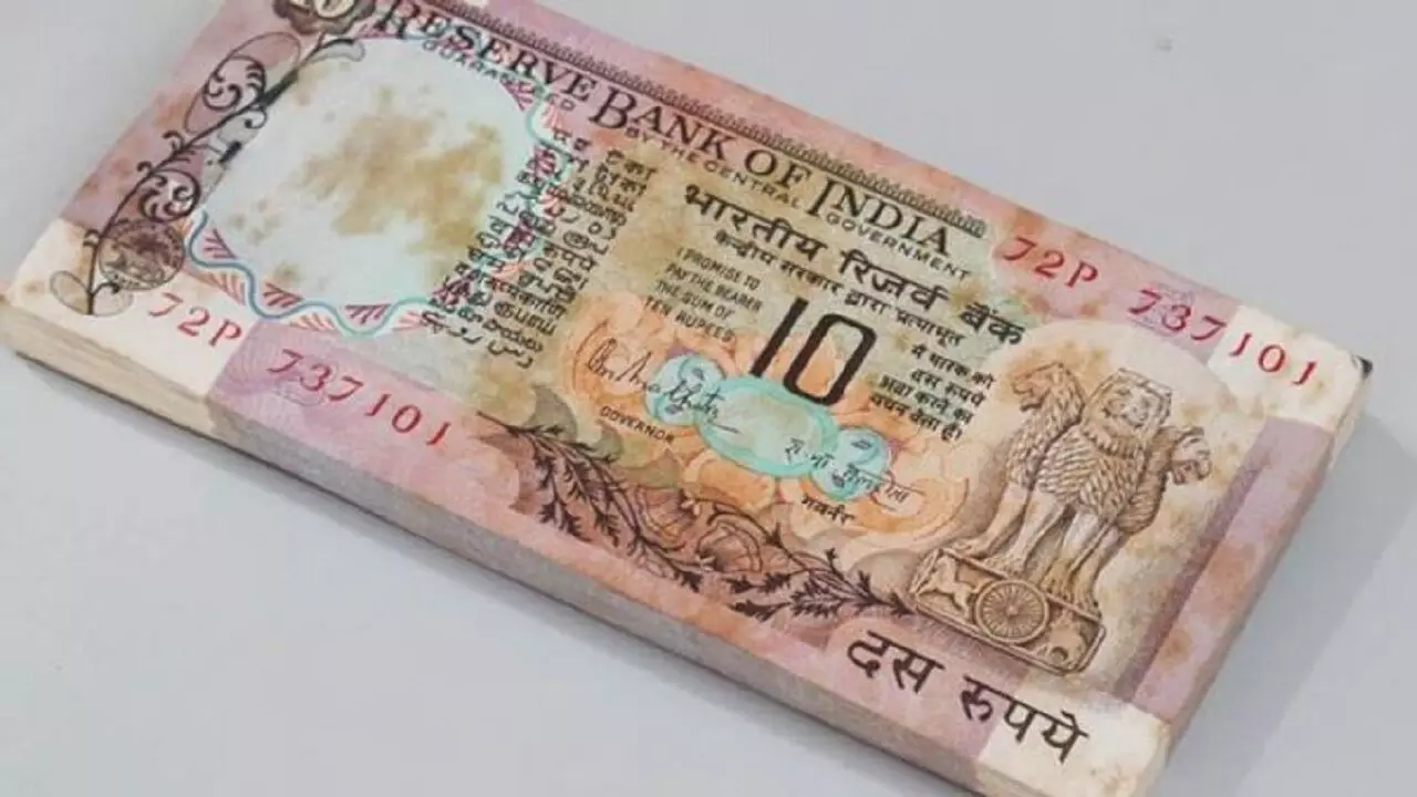 यदि आपके पास है 10 रुपए का ये फटा पुराना नोट तो मिनटों में बन सकते हैं लखपति, जानिए कैसे?