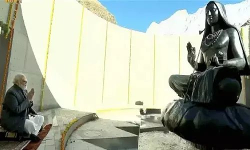 PM Modi ने जिन आदि शंकराचार्य की मूर्ति का अनावरण किया उनका इतिहास भी जान लीजिये