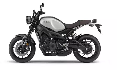 Yamaha XSR900: विंटेज लुक में यामाहा ने पेश की नई स्पोर्ट्स बाइक, बेहद शानदार है डिज़ाइन, जाने कीमत Yamaha XSR900: विंटेज लुक में यामाहा ने पेश की नई स्पोर्ट्स बाइक, बेहद शानदार है डिज़ाइन, जाने कीमत