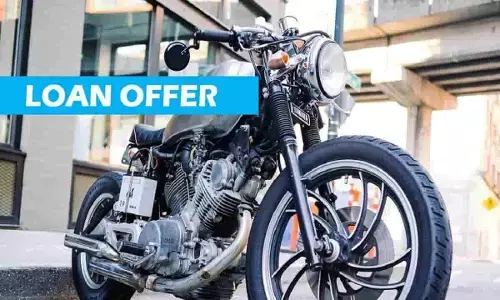 Bike Loan: नई बाइक खरीदने के पैसे चाहिए, SBI दे रहा 3 लाख रुपए तक का आसान लोन, जानें कैसे