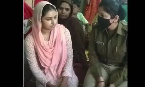 MP: शादी में टल्ली होकर पहुंचे दुल्हे राजा, दुल्हन ने कहा- ये शराबी मुझे कबूल नही MP: शादी में टल्ली होकर पहुंचे दुल्हे राजा, दुल्हन ने कहा- ये शराबी मुझे कबूल नही