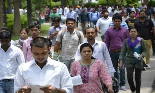 बेरोजगारी का आलम: हेड कॉन्स्टेबल के 11 हजार पदों के लिए पहुंचे 11 लाख आवेदन पत्र