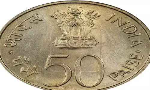 50 पैसे के सिक्के से करे टोटका पल भर में होने लगेगी पैसो की बारिश, जानिए कैसे?
