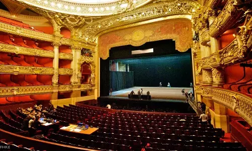 Movie Offers: ये बैंक दे रहा मूवी देखने पर 50% का डिस्काउंट, ये है डिटेल्स, जानिए!