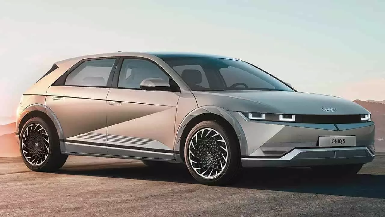 बाजार में उतरने वाली है Hyundai की जबरजस्त इलेक्ट्रिक कार, एक बार चार्ज करने पर चलेगी 500KM