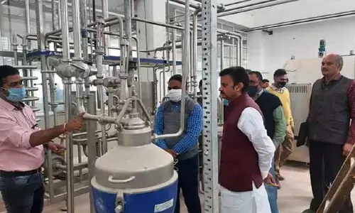 रीवा में 8 करोड़ की लागत से सांची दुग्ध संघ का नवीन प्लांट तैयार, पूर्व मंत्री एवं रीवा विधायक-कलेक्टर ने किया निरीक्षण
