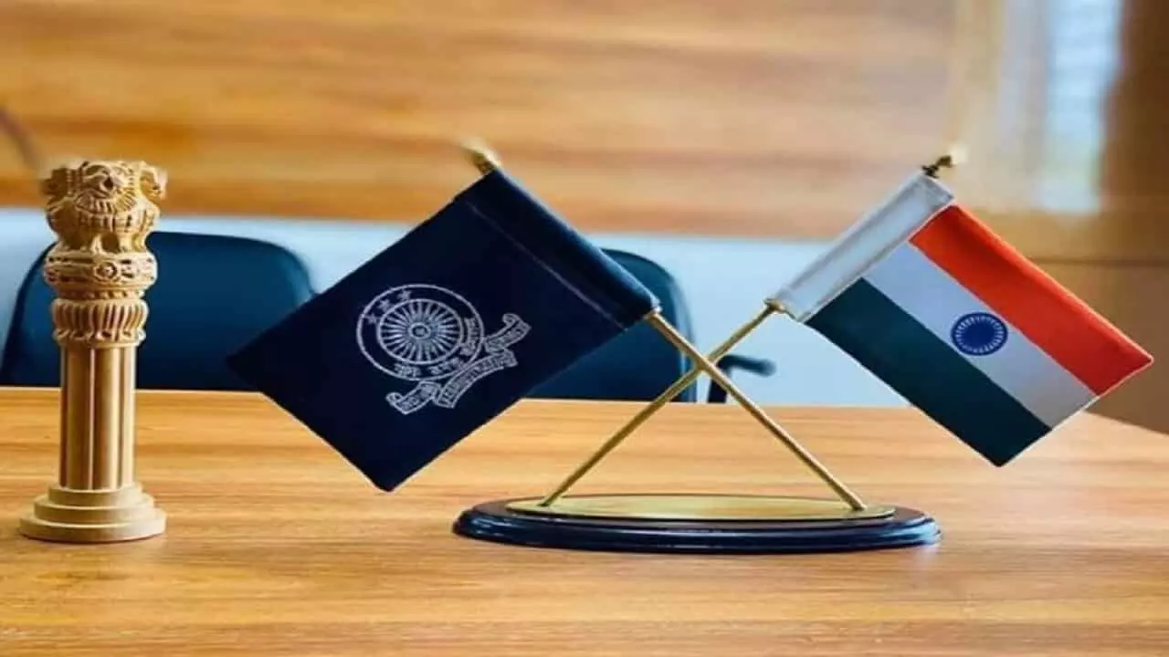 IAS, IPS, IRS, किस अफसर को मिलती है सबसे ज़्यादा सैलरी