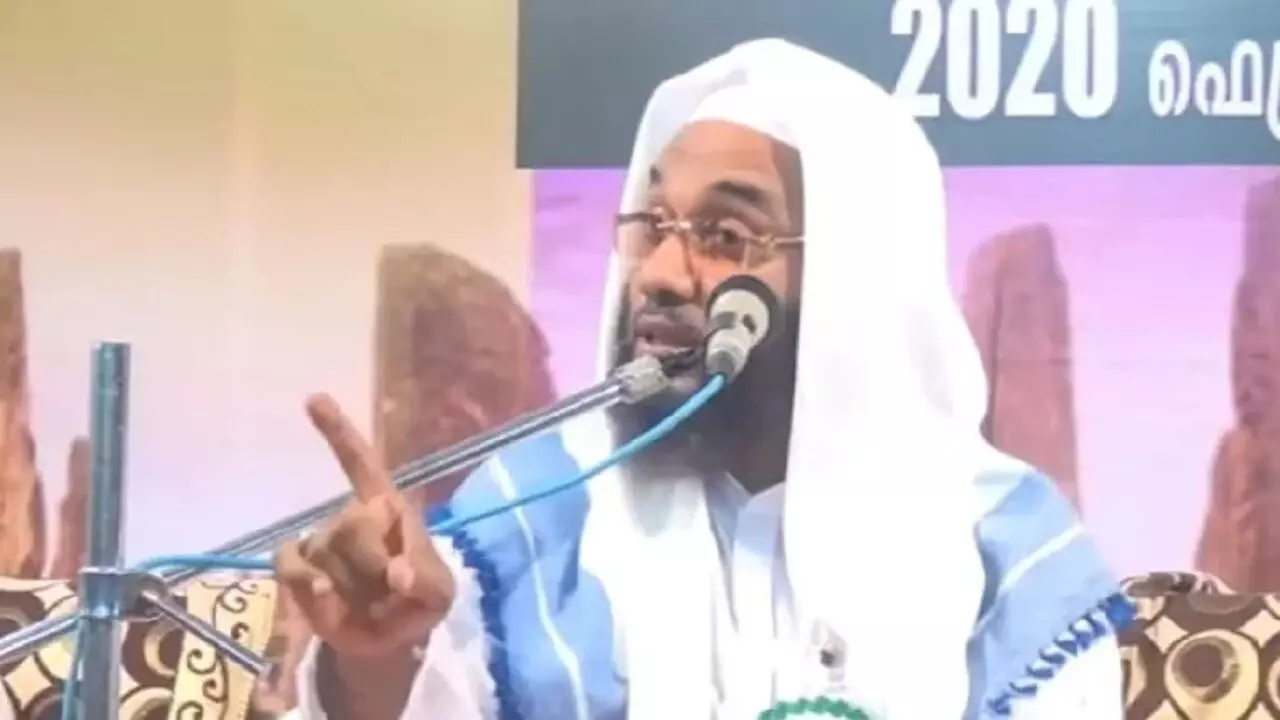 केरल के मौलाना ने जन्नत की हूरों और अल्लाह के लिए ऐसी बात कही जिसे सुन के आप माथा पीटने लगेंगें